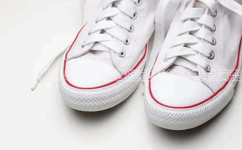 球速体育app登录入口同程耐克乔丹传奇：标志性运动鞋的历史与演变