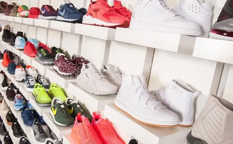 球速体育下载安装小米矮个子女生必买！2024年最拉腿的女
款鞋子趋势