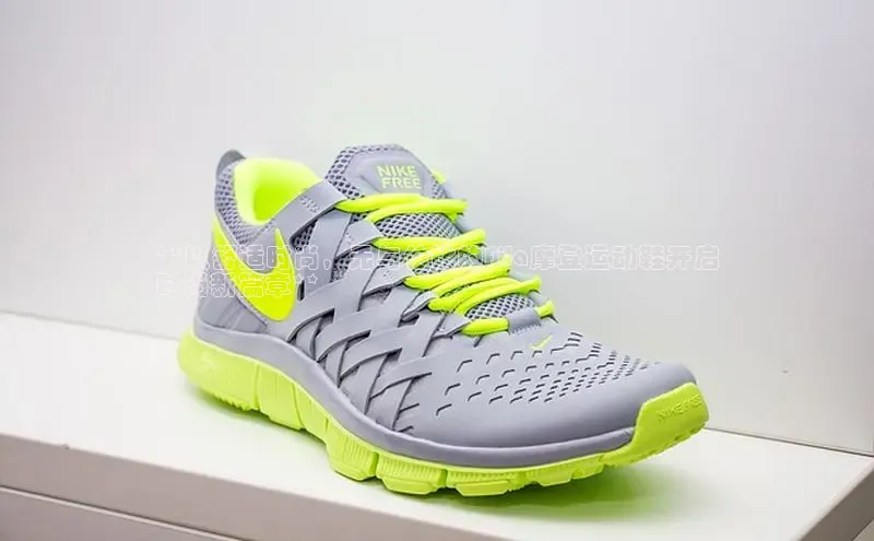 球速体育下载安装百度百聘**以舒适时尚，无与伦比的Fila摩登运动鞋开启
时尚新篇章**