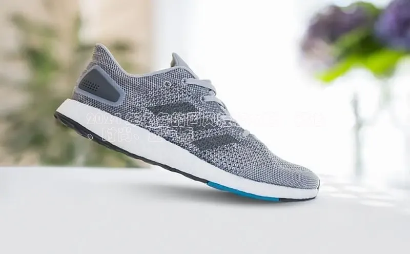 球速体育app官网入口百度翻译App2024 年必备的国风轻奢女鞋：舒适
、时尚、显气质