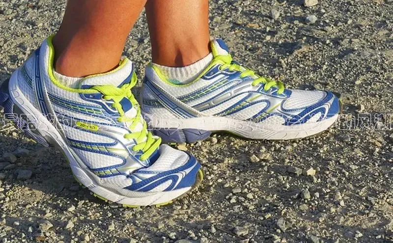 球速体育app下载赛富乐斯最酷炫的女鞋高运动鞋：适合各种场合的运动风潮